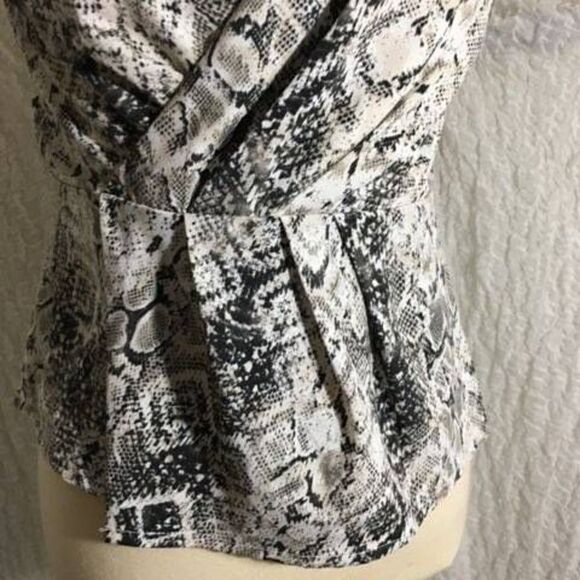 Do + Be Snake Print Top Size Small - Picture 7 of 11